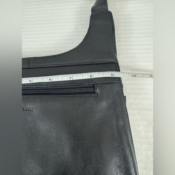 Nine West Black Leather Crossbody Bag Purse Y2K Minimalist Indie Boho Retro - Picture 7 of 9